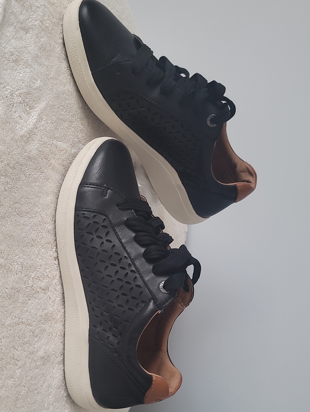 Aetrex Courtney Black Cutout Leather Sneakers with Tan Heel Accent